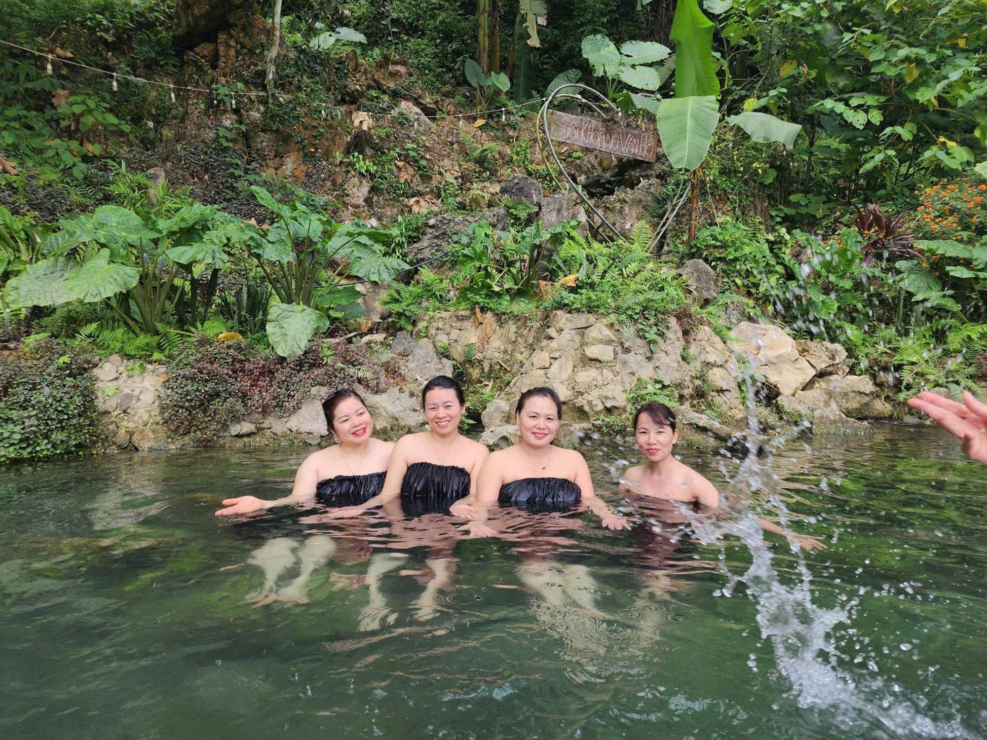 Thao Ly Homestay Mai Chau Hoa Binh ภายนอก รูปภาพ