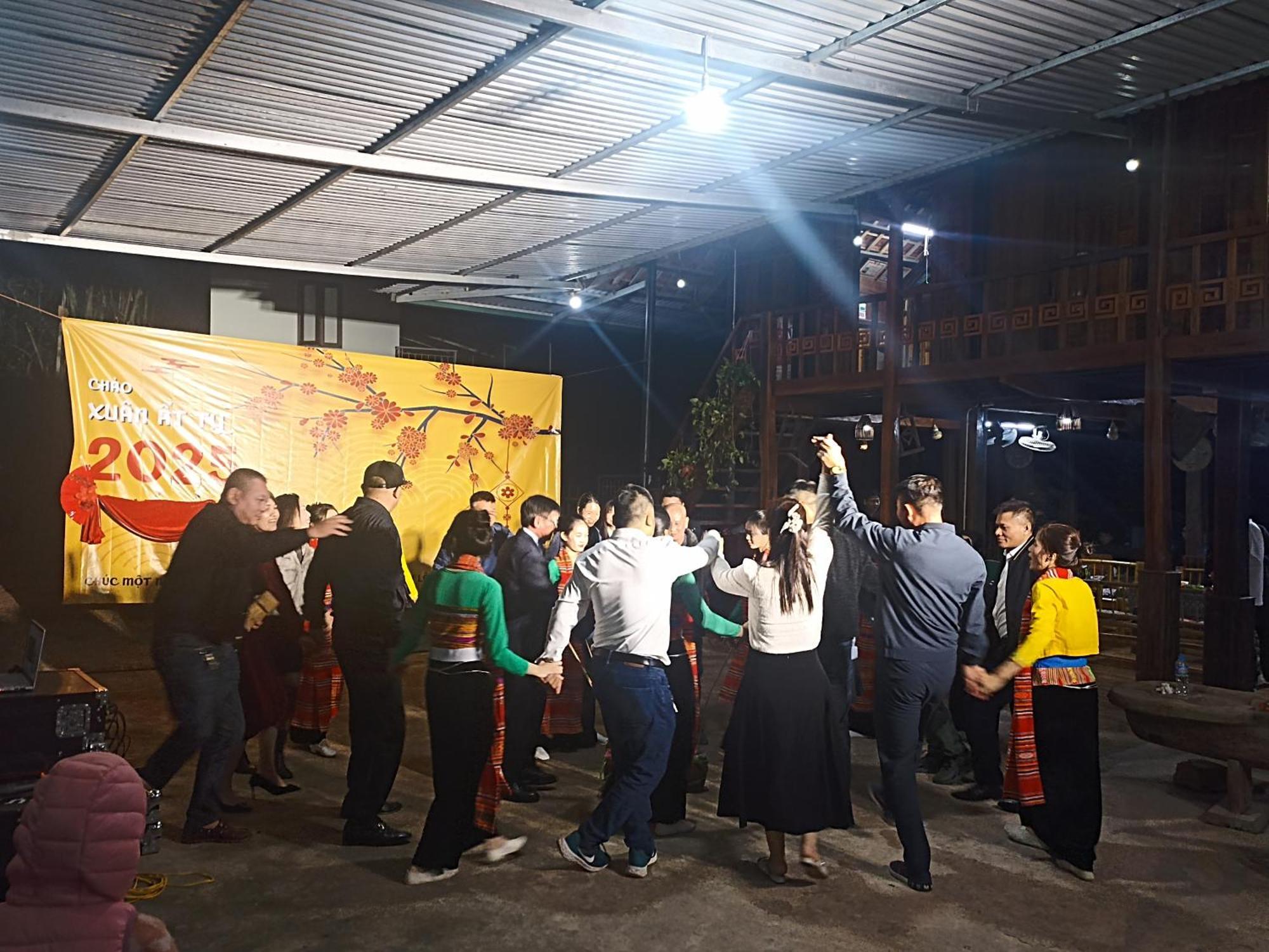 Thao Ly Homestay Mai Chau Hoa Binh ภายนอก รูปภาพ